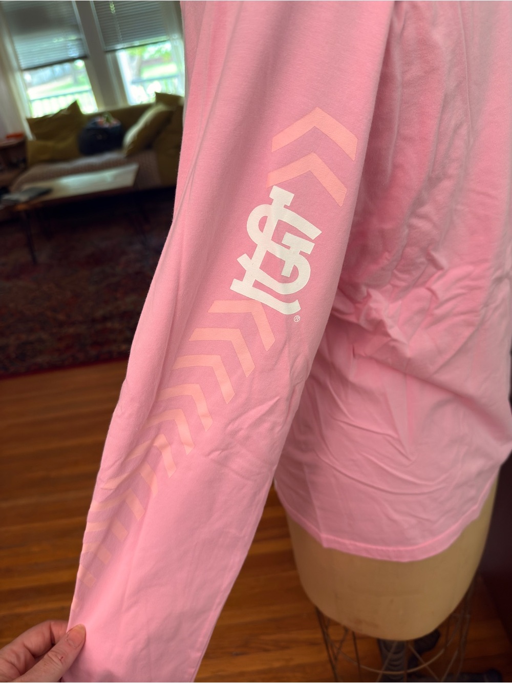 Nike Pink Crewneck Tee with MLB Tag - Picture 2 of 4